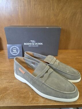 MADE IN PORTUGAL RODD & GUNN SUEDE LEATHER LOAFERS [NEW]